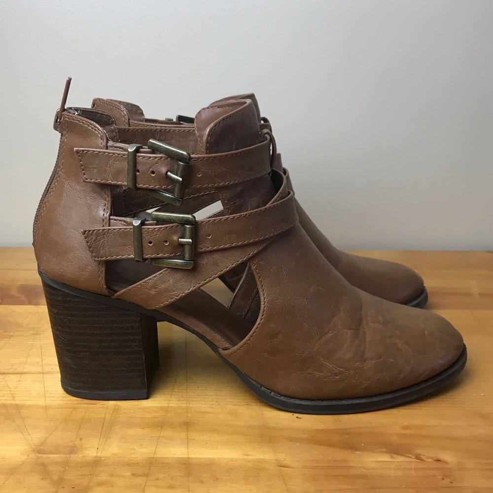 Cut Out Ankle Booties Women’s Light Brown Size 11